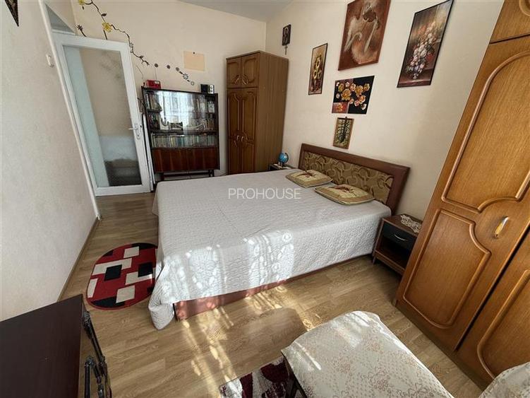 Aleea Parcului - etajul 1 - decomandat - 9