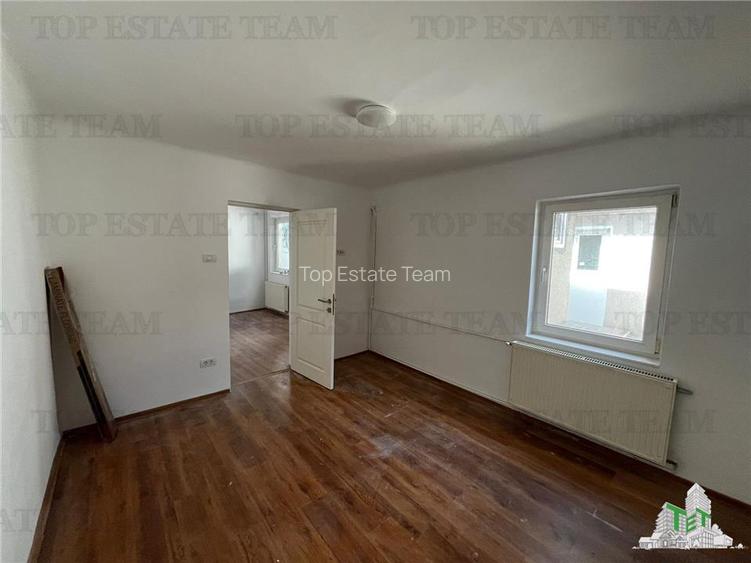 Casa cu potential investitional, de vanzare in zona Tei - 8