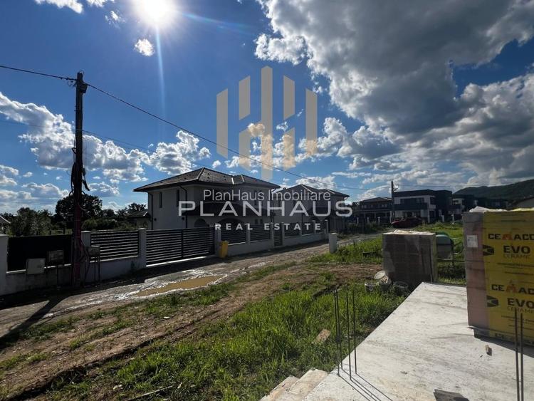 Case individuale  pe parter ,550 mp teren , Tăuții Măgherăuș ,central  - 7