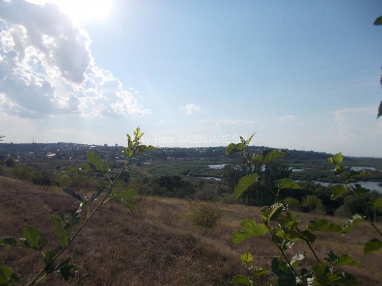Teren Tulcea 5300 mp,strada Elizeului ,vedere microdelta.Apa,curent,gaze. - 7