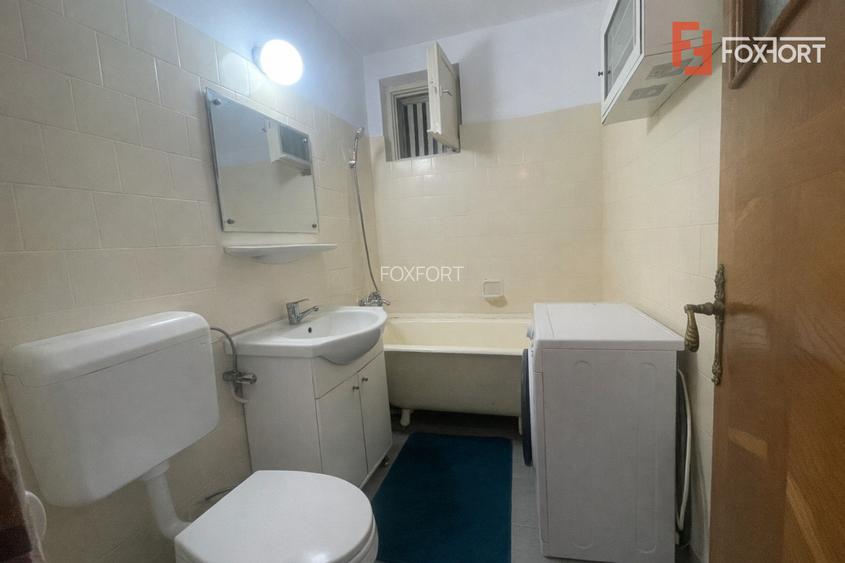 Apartament cu 2 camere, etaj 3, zona Podgoria - Arad - 9