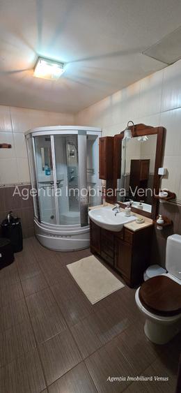 Casa la cheie zona centrala mobilata si utilata - 12