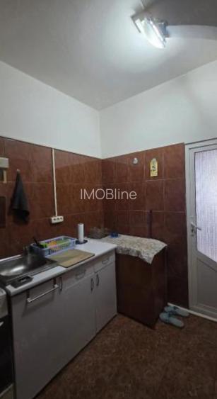 garsonieră zona Far mobilată utilată 22 mp - 3