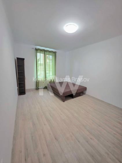 Apartament 2,5 camere decomandat + 2 locuri de parcare - 3