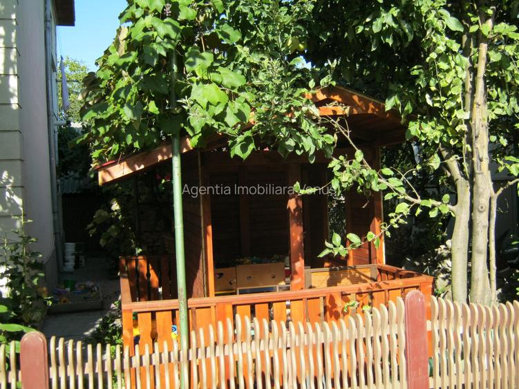 Casa cu etaj si cladire separata de 250mp - 3