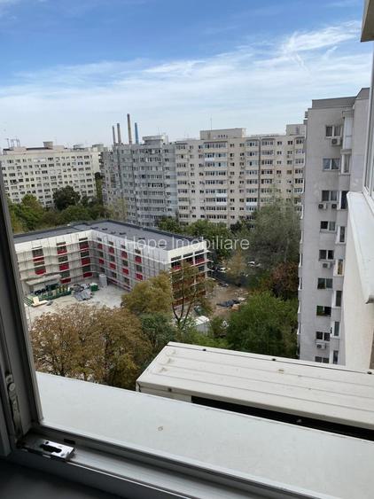 Calea Vitan - Apartament 2 camere , decomandat +loc parcare, - 12