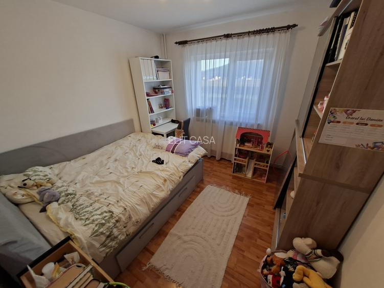 Apartament cu 2 camere, decomandate, etajul 1/4, zona Dacia - 6