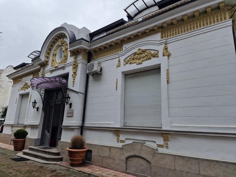 Piata Unirii, Mitropolie, 10 minute metrou, vila deosebita, strada Profesorilor,