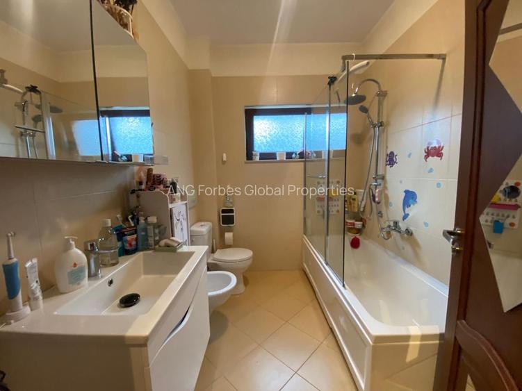 Refugiu elegant cu piscină privată în inima Iancu Nicolae - 30