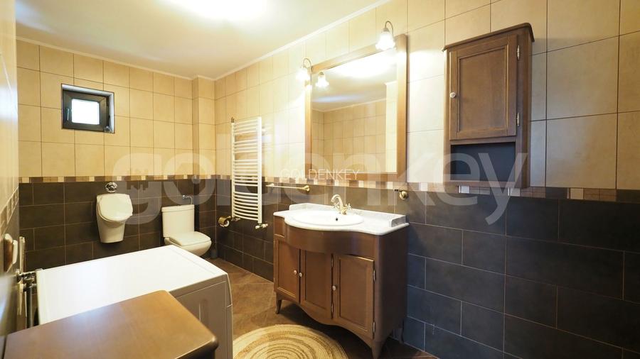 Vila spatioasa cu 6 camere | 500mp teren - 22