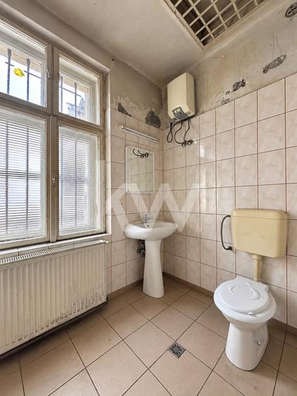 SPAȚIU COMERCIAL 160 MP , 3 CĂI DE ACCES , CENTRUL ISTORIC