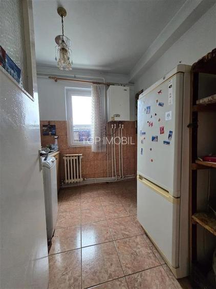 Mircea cel Batran - 2 camere decomandat, liber - 5