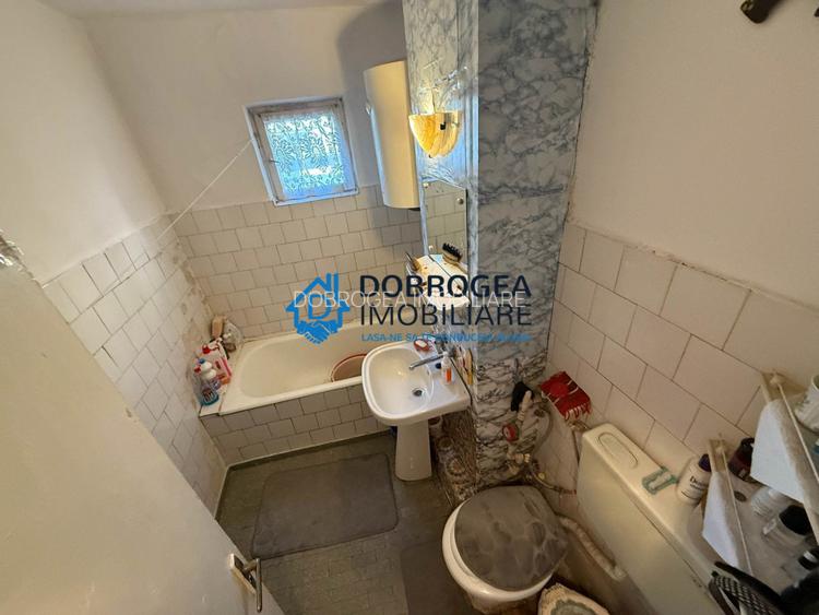 PACII- 3 CAMERE DECOMANDAT, ETAJ 1. - 10