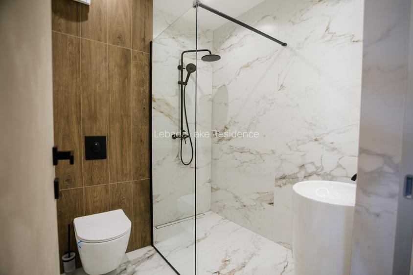 Penthouse pe malul lacului cu o terasa de 95 mp - Lebada Lake Residence - 10