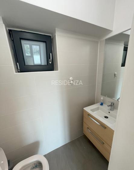 Unirii 3 camere spatioase etaj 4 Spaiul Unirii 12 renovat intregral  - 11