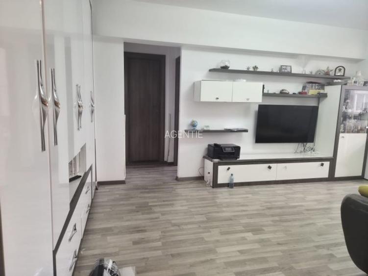 Basarabia- intersectie Chisinau-stradal-bloc 1984 - 3