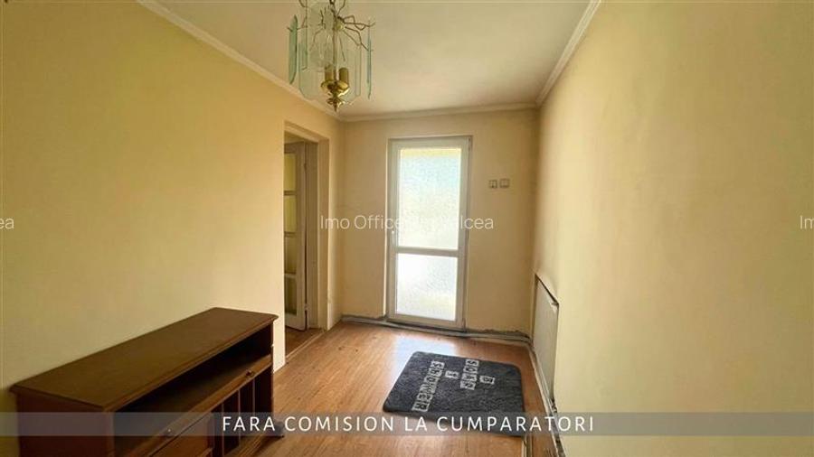 GORANU - CASA CU DESCHIDERE LA DN7 - 13