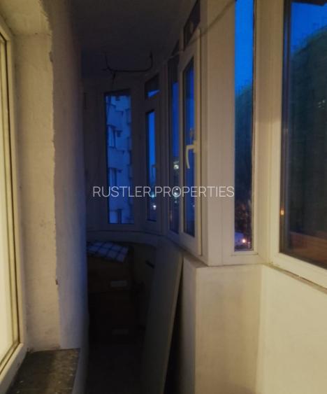 Apartament 3 camere, zona Bld. Unirii  - 11