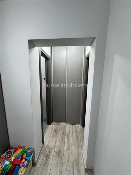 Apartament 3 camere,renovat si mobilat moder, etaj 1,  Stefan cel Mare - 19
