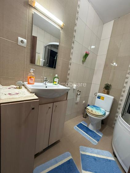 Apartament in zona Parcul Poligon,parcare,parter inalt - 3