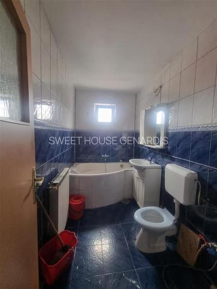 Apartament cu trei camere zona centrala - 10