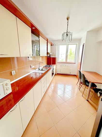 Apartament cu 2 camere, semidecomandat, 64 mp, parcare, zona Piata Engels. - 2