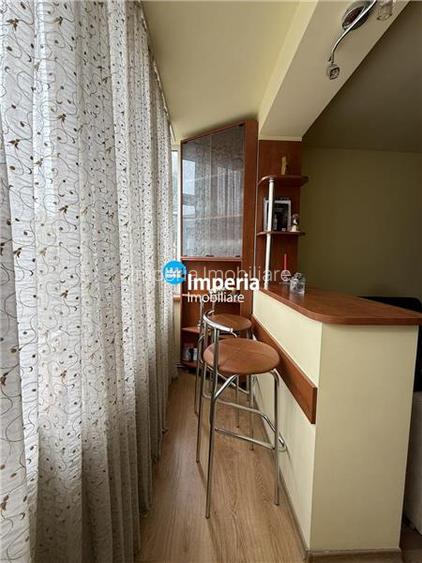 Apartament 4 cam, semi - decomandat, de vanzare zona Tatarasi - Dispecer - 3