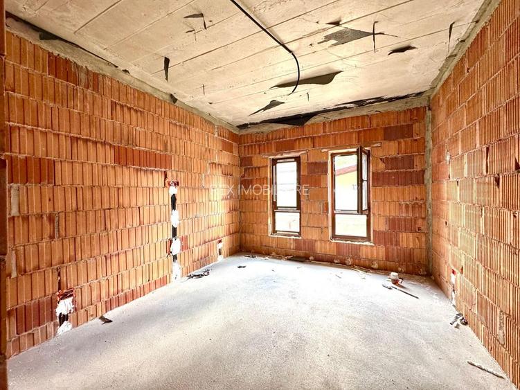 Ocazie Duplex 3 camere - pozitie excelenta în Sânmihaiu Român - 4