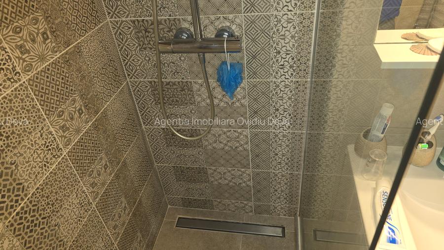 Vand apartament cu 2 camere intrari separate, Deva, Bld. Dacia, etaj 5, mobilat - 9