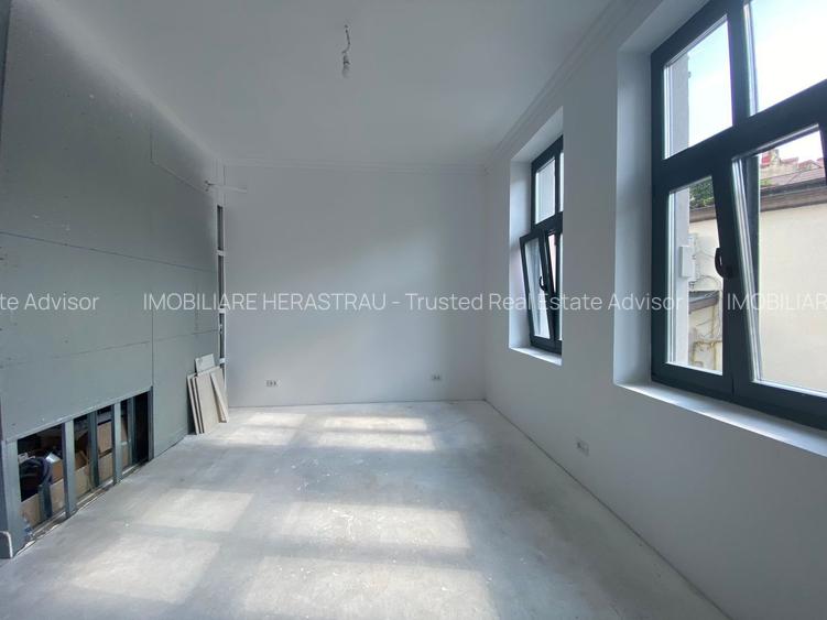 Vila NOUA cu arhitectura Interbelica | Piata Victoriei - 7