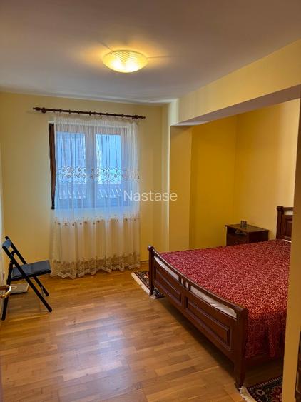 Vand apartament spatios, 2 camere in Sinaia, - 4