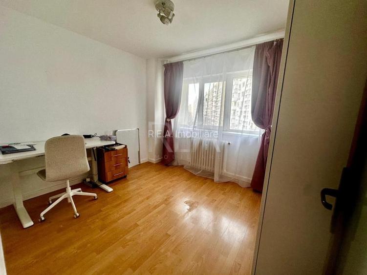 4 camere Dristor decomandat,inst. schimb.,et. 5,an 1987, metrou, 85 mp - 3