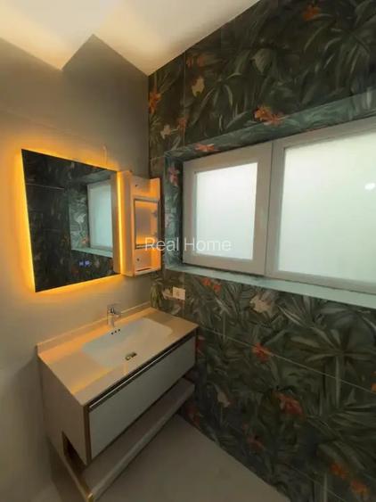 Casa Vila noua 3 dormitoare + birou / 4 bai / 16 min metrou 1 Dec 1918 - 6