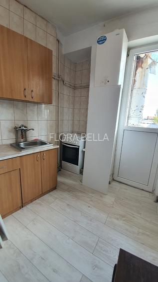 Apartament vanzare Universitate Coltea cu centrala termica si mobilat si utilat - 8