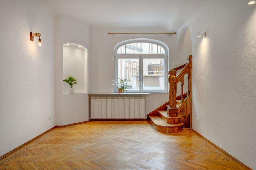 Vila cu arhitectura distincta, 7 camere, renovata, intr-o locatie exclusivista - 25