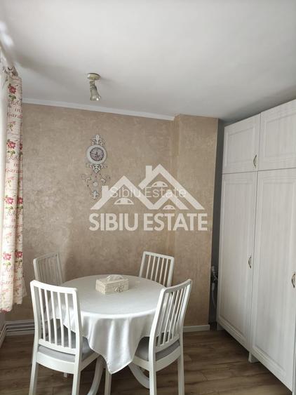 Apartament de vanzare decomandat 2 camere mobilat si utilat - Terezian - 12