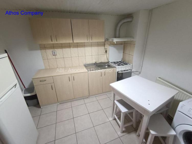 Inchirieri Case / vile SEMICENTRAL PIATA 1 MAI - 7