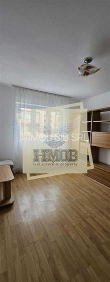 Apartament 2 camere central etaj 3 - 9