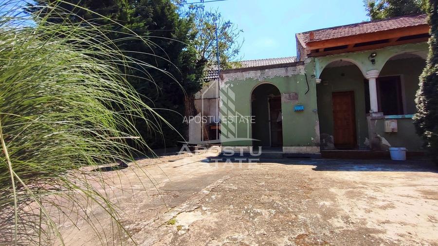 Casa la curte comuna 4 camere, zona Centrala - 18