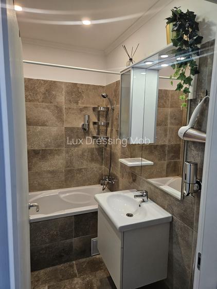 Inchiriez garsoniera mobilata, dispune de suficiente spatii - 15