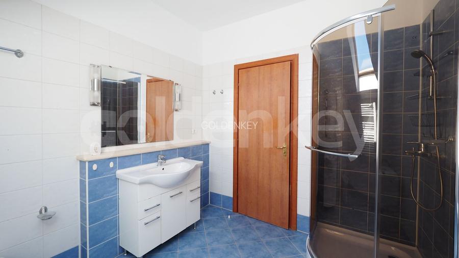 Vilă cu 5 dormitoare | piscina | 550mp gradina | garaj dublu - 15