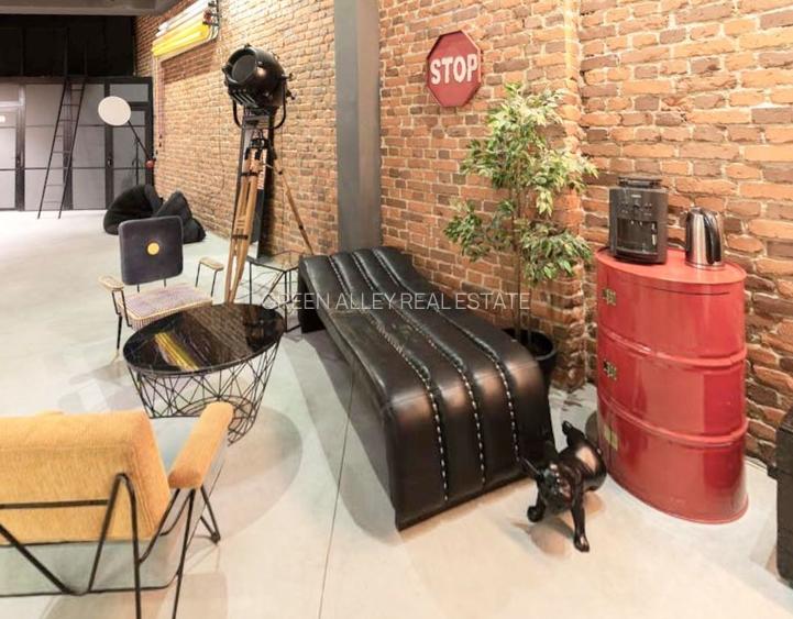 APARTAMENT OPEN SPACE 104 MP UTILI CU H DE 4 METRI IN VILA RENOVATA - ARMENEASCA - 2