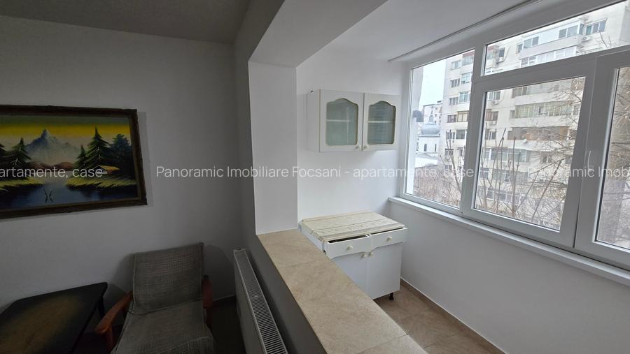 Apartament de vanzare  2 camere, central Focsani - 7