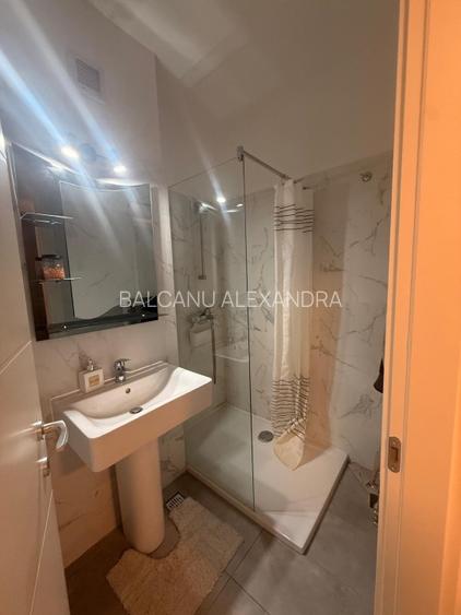 Apartament 3 camere + loc de parcare - 12