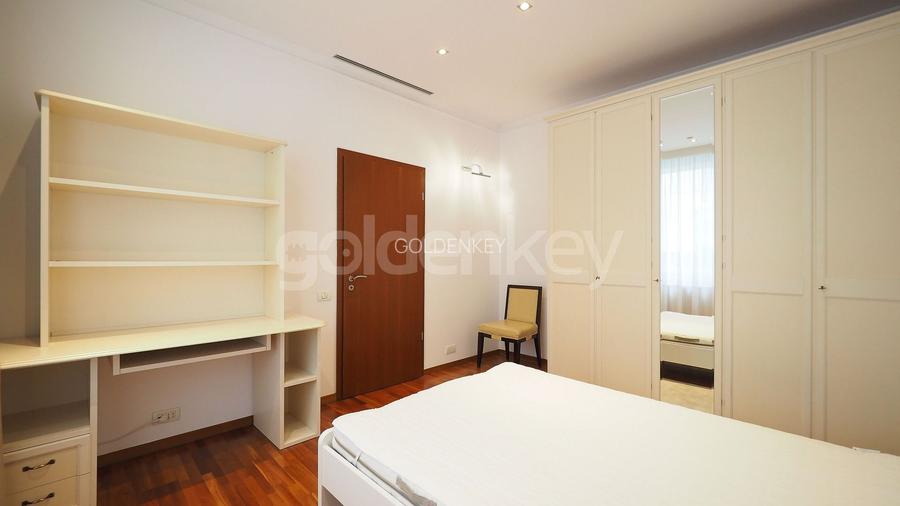 Apartament spatios cu 4 camere | mobilat | vedere libera | 2 garaje - 14