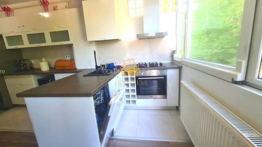 3 camere, modern, open space, parcare, Manastur, Mehedinti, - 2