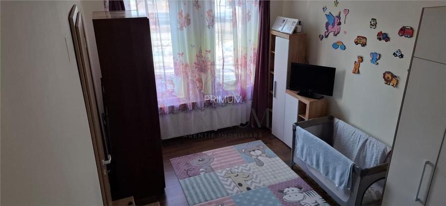 GIROC - 3 CAMERE - ZONA LINISTITA - SPATIU VERDE - MOBILAT - 3