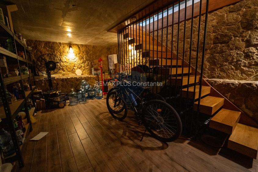 Resedinta exclusivista de vanzare, la 3 minute de Constanța in Cumpana - 47