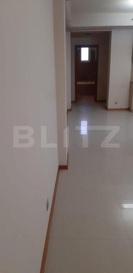 Spatiu de birou, 64 mp, zona Catedrala
