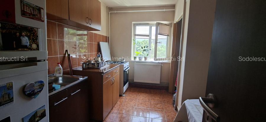 Apartament decomandat 3 camere - zona Torontalului - 7